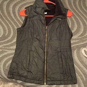 Columbia vest